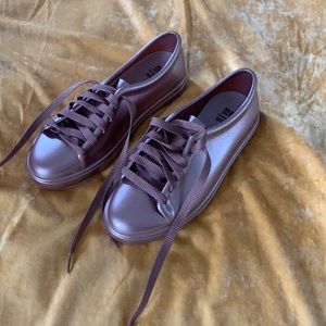 Mel by Melissa sneakers